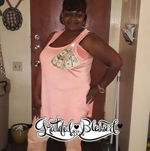 Meet your Posher, Sylvia